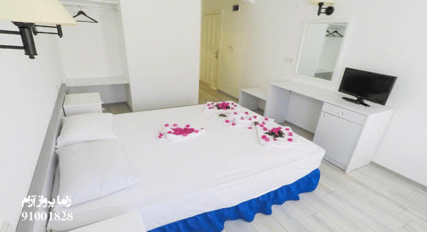 HOTEL-THE-HELLO-1